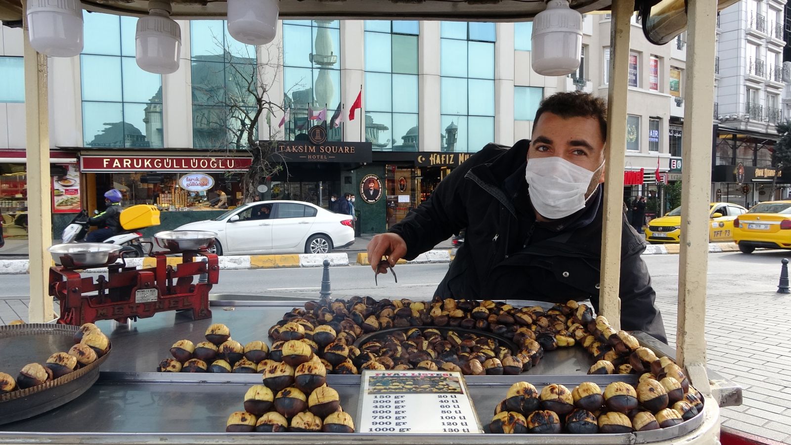 Kestanenin fiyatı etle yarışıyor (Çiği 25, pişmişinin kilosu 130 lira)