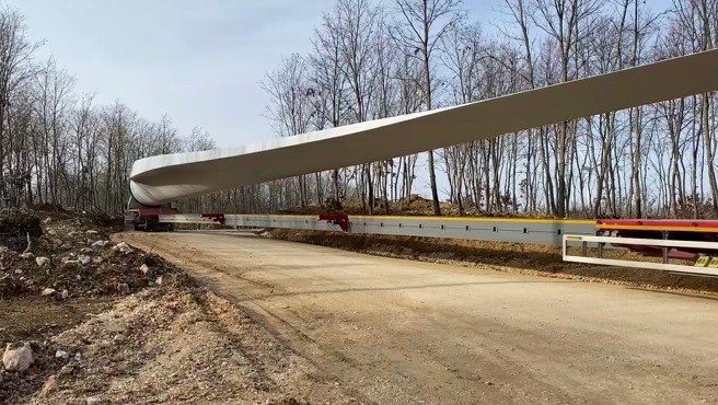 En uzun sevkiyat! Her biri 74 metre uzunluğunda ve 26 ton ağırlığında