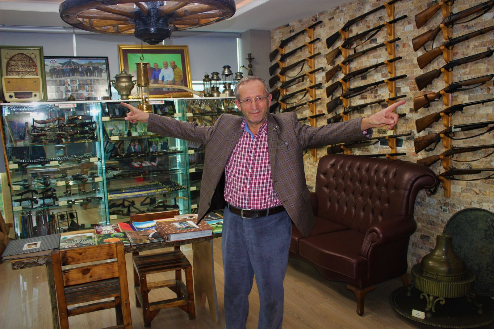 Sanayinin göbeğine kendi imkanlarıyla kurdu! Bu müzede yok yok