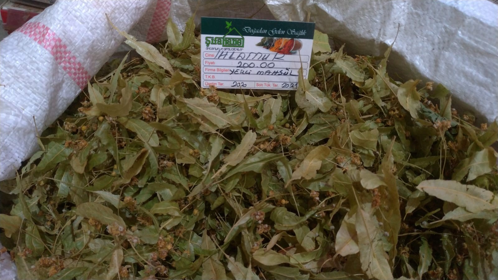 Salgınla birlikte talep arttı! Ihlamurun kilosu 200 liraya yükseldi