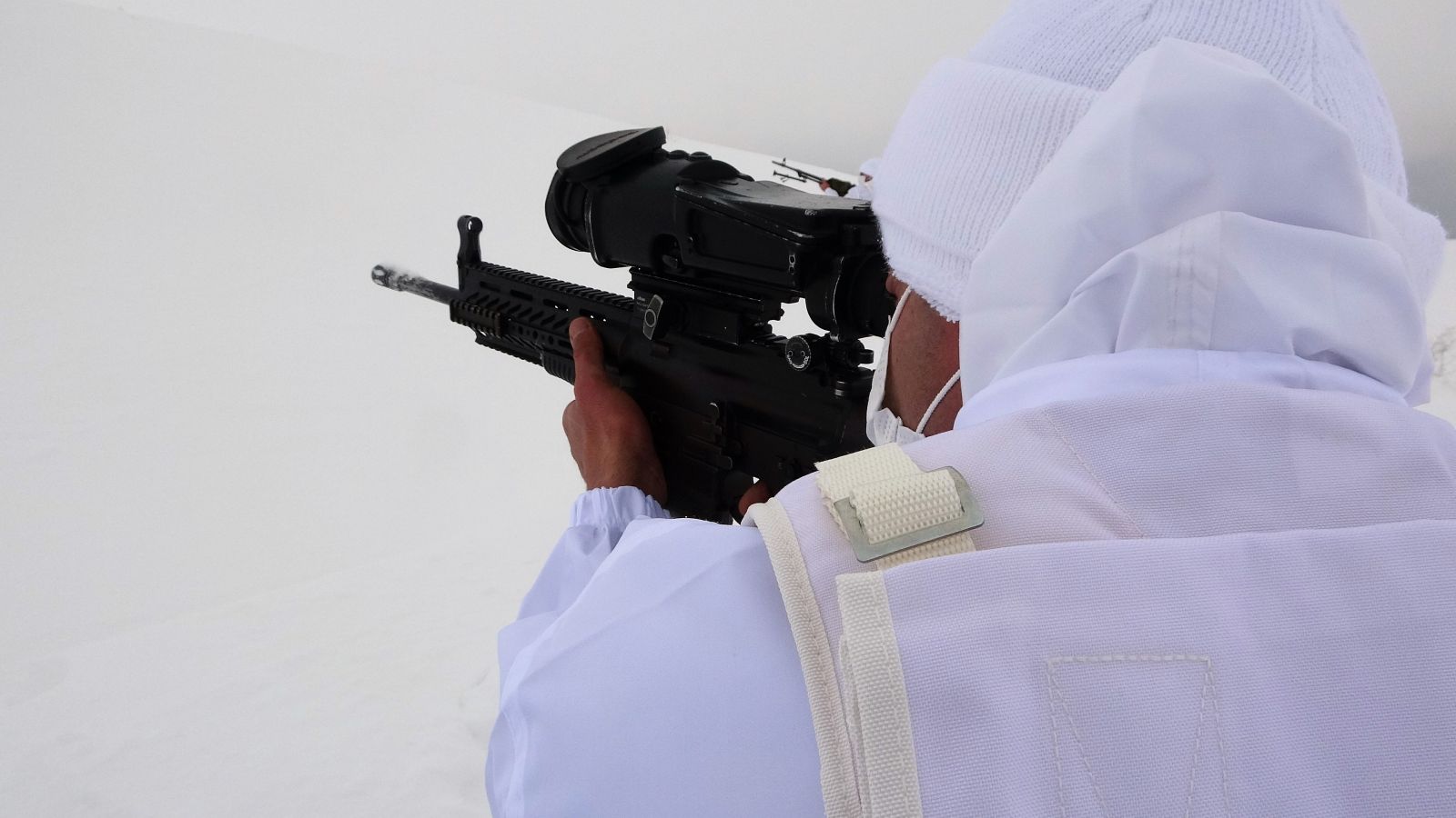 Teröristlerin korkulu rüyası 'Alparslan' ve 'Kılıçlar' timi hainlere göz açtırmıyor