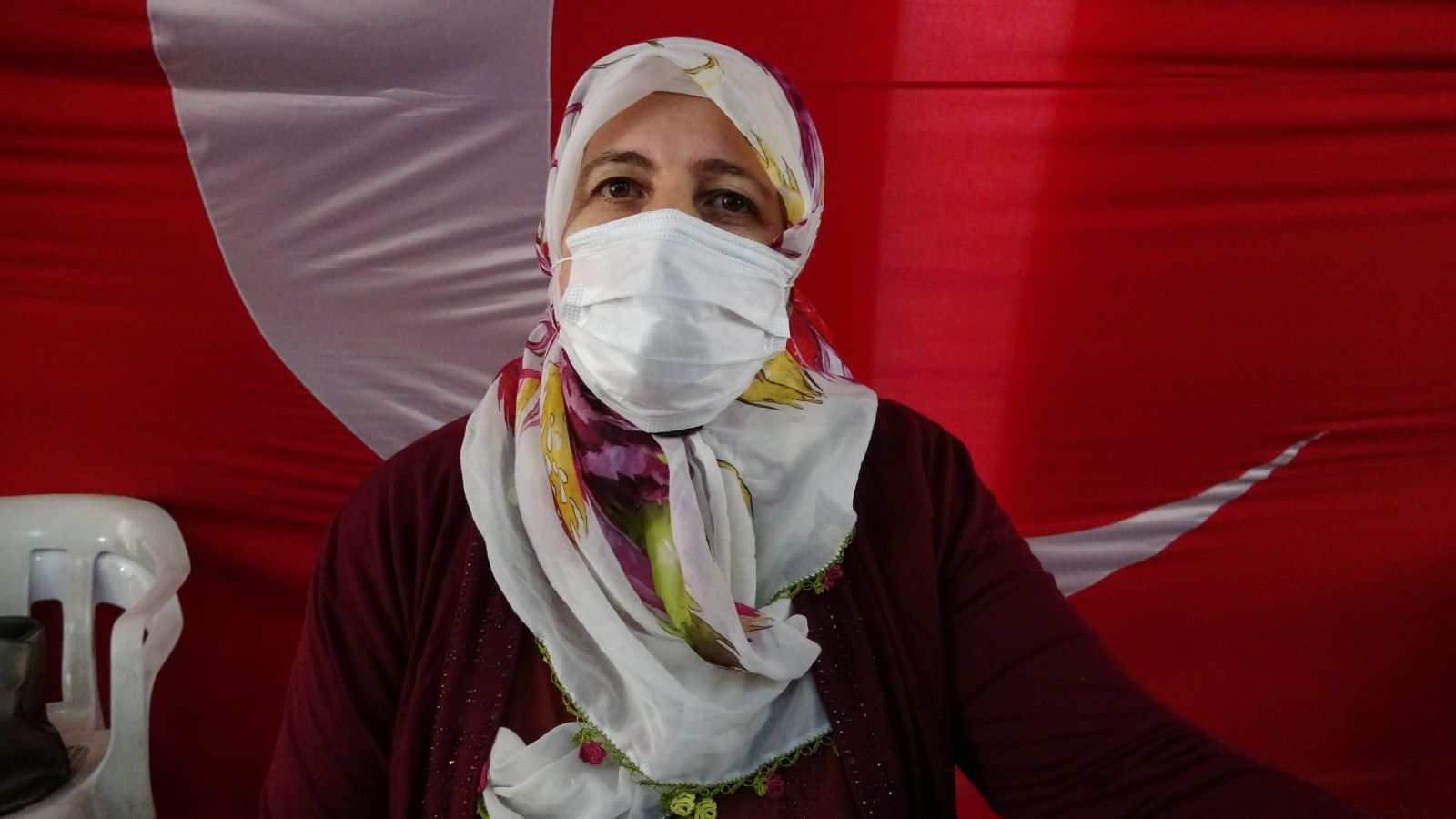 HDP önündeki ailelerin evlatlarına kavuşma nöbeti sürüyor