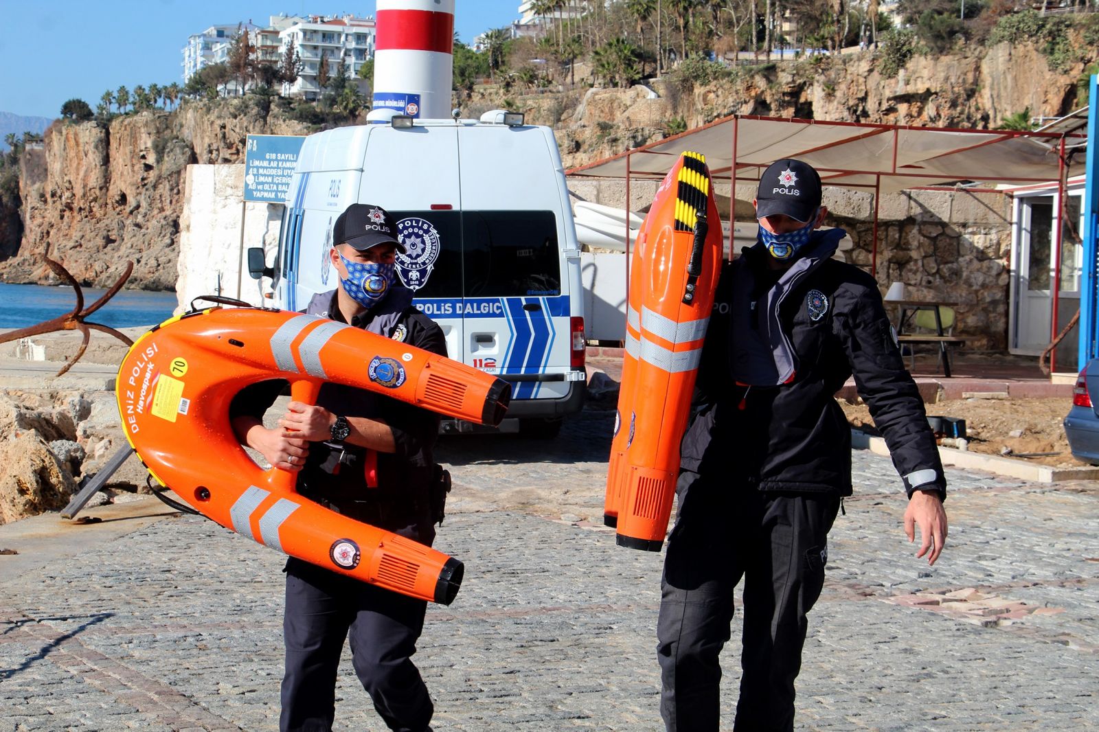 Deniz polisi, elektronik can kurtarma simidi ile hayat kurtaracak