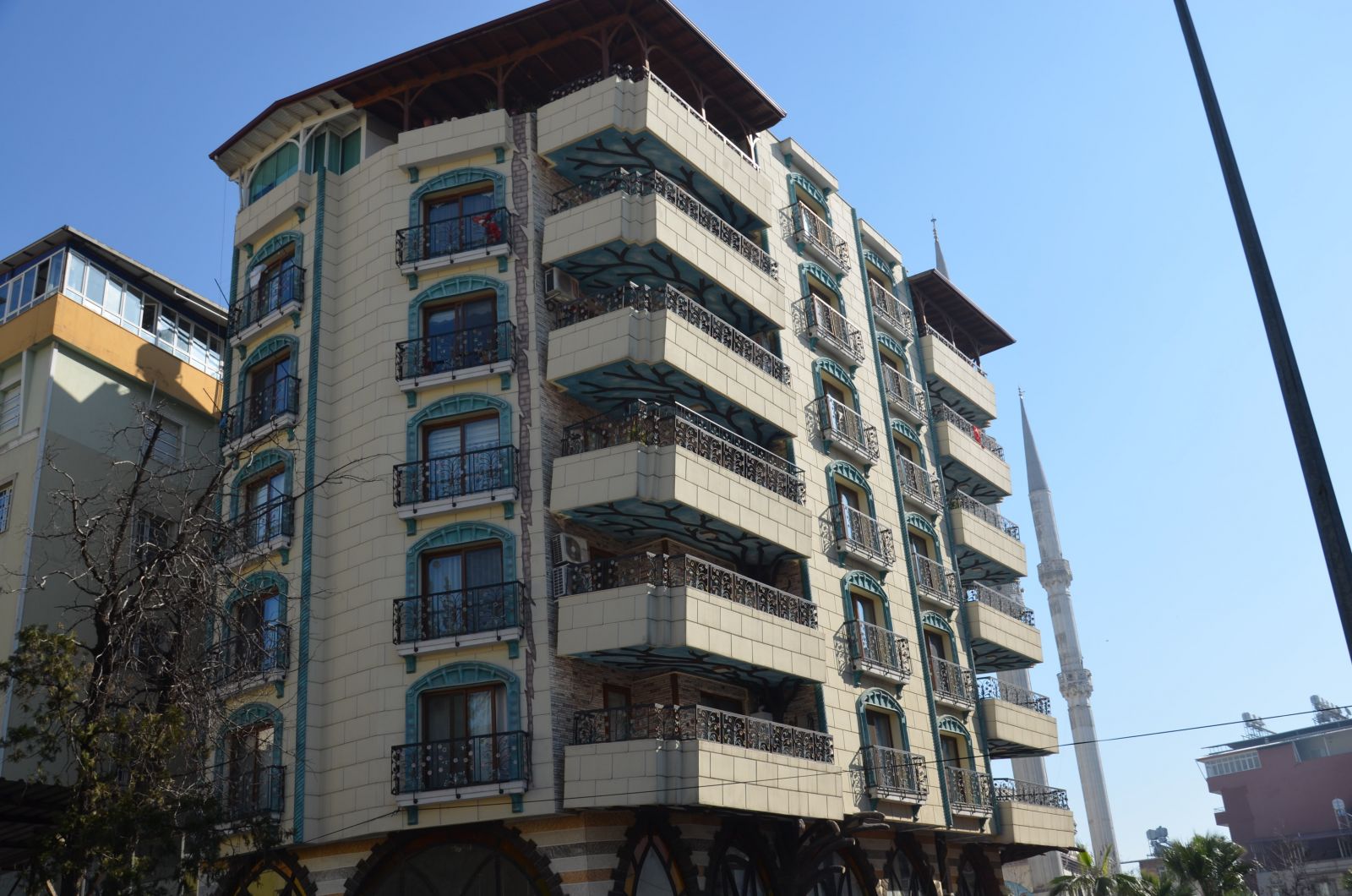 Bu bina mimarisiyle hayrete düşürüyor