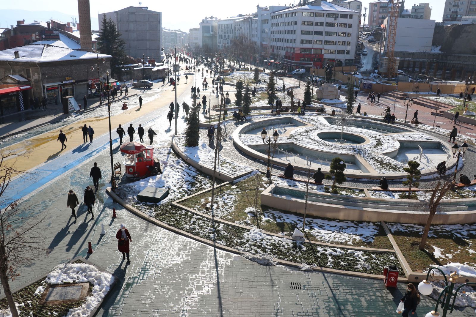 Bolu vaka artışının en fazla olduğu 5 il arasına girdi Bolu vaka artışının en fazla olduğu 5 il arasına girdi
