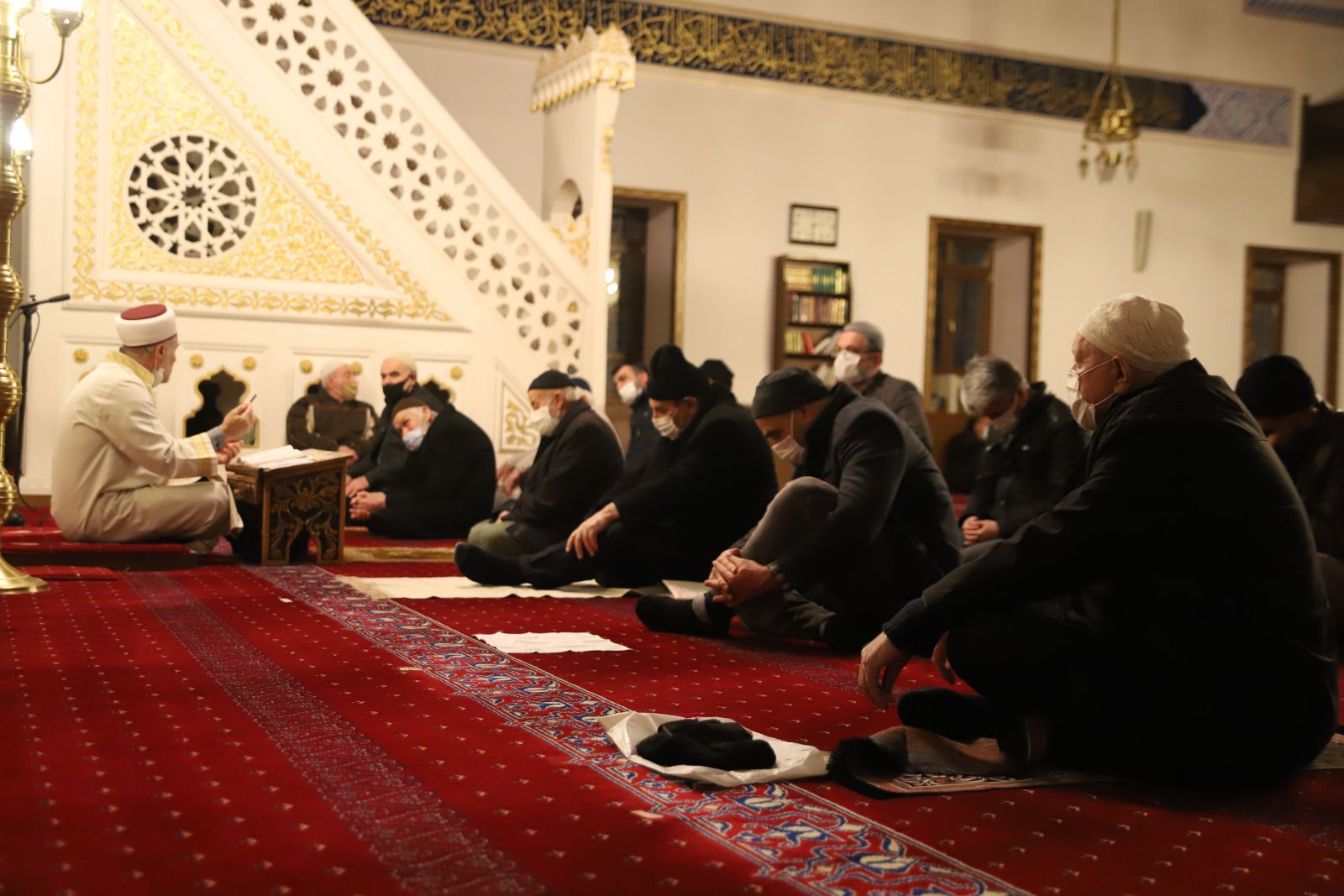 65 yaş üstünün sabah namazı mutluluğu