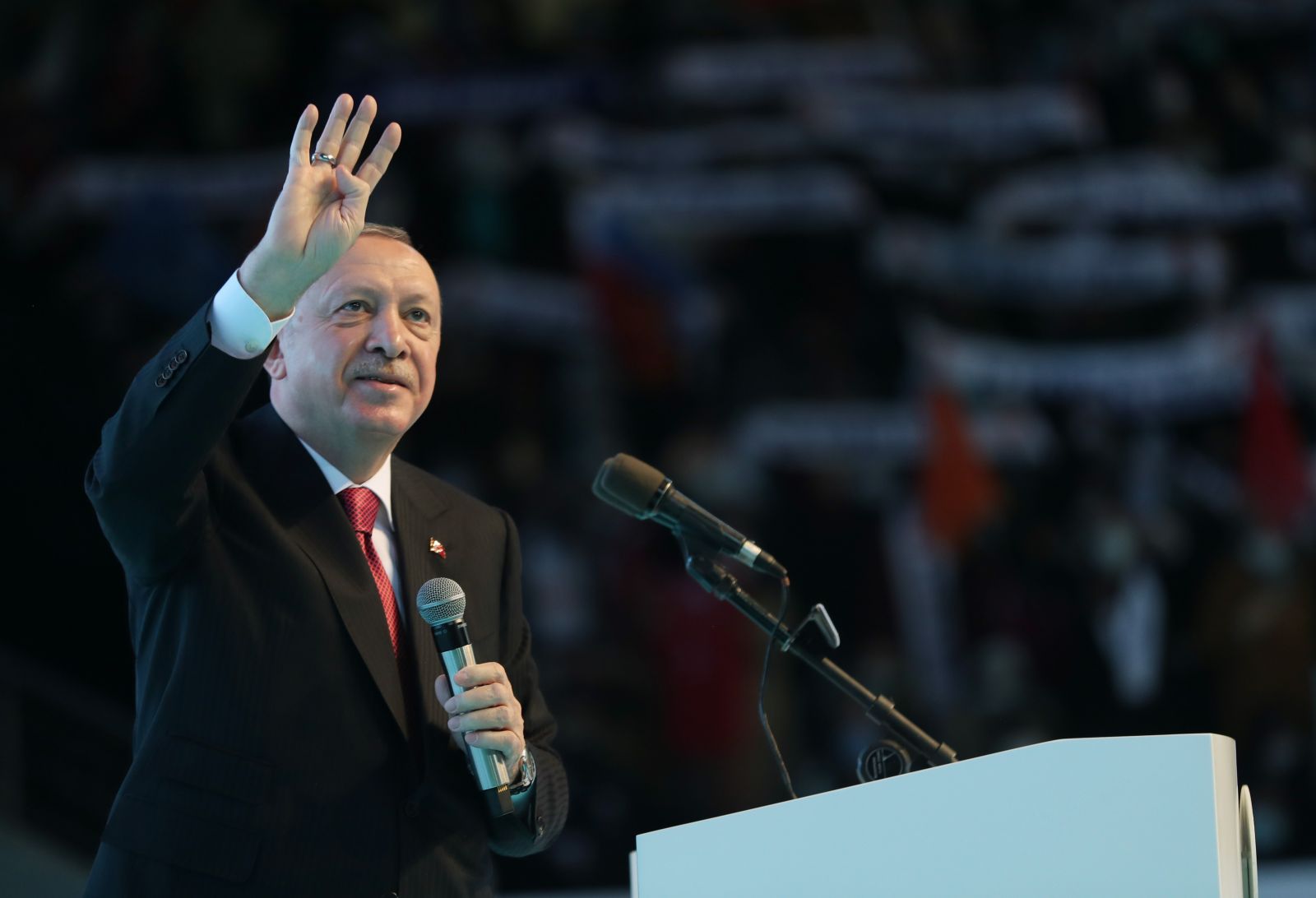 Erdoğan: Kadına şiddet için yeni komisyon kurulacak