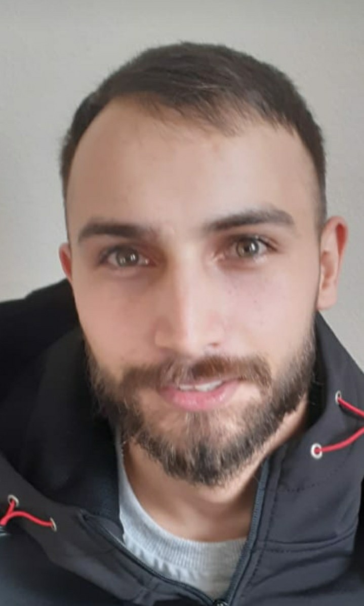 İzmir'de 3 yıldır aranan firariyi sosyal medyada sahte isimle yaptığı paylaşımları ele verdi