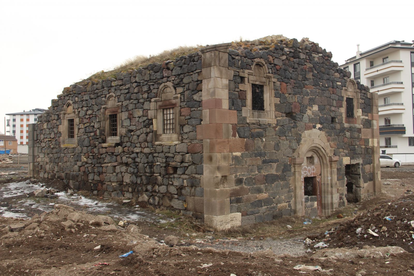 Almanya’daki sahibi izin vermeyince 230 yıllık kilise ortada kaldı