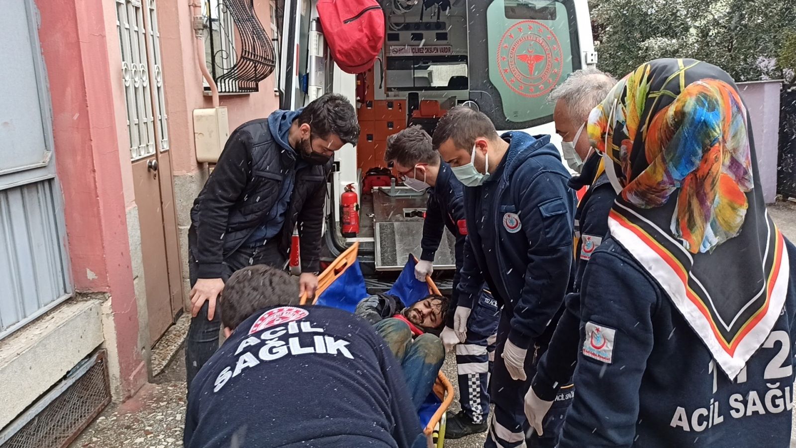 Bodrumda can pazarı! 3 işçi hastaneye kaldırıldı