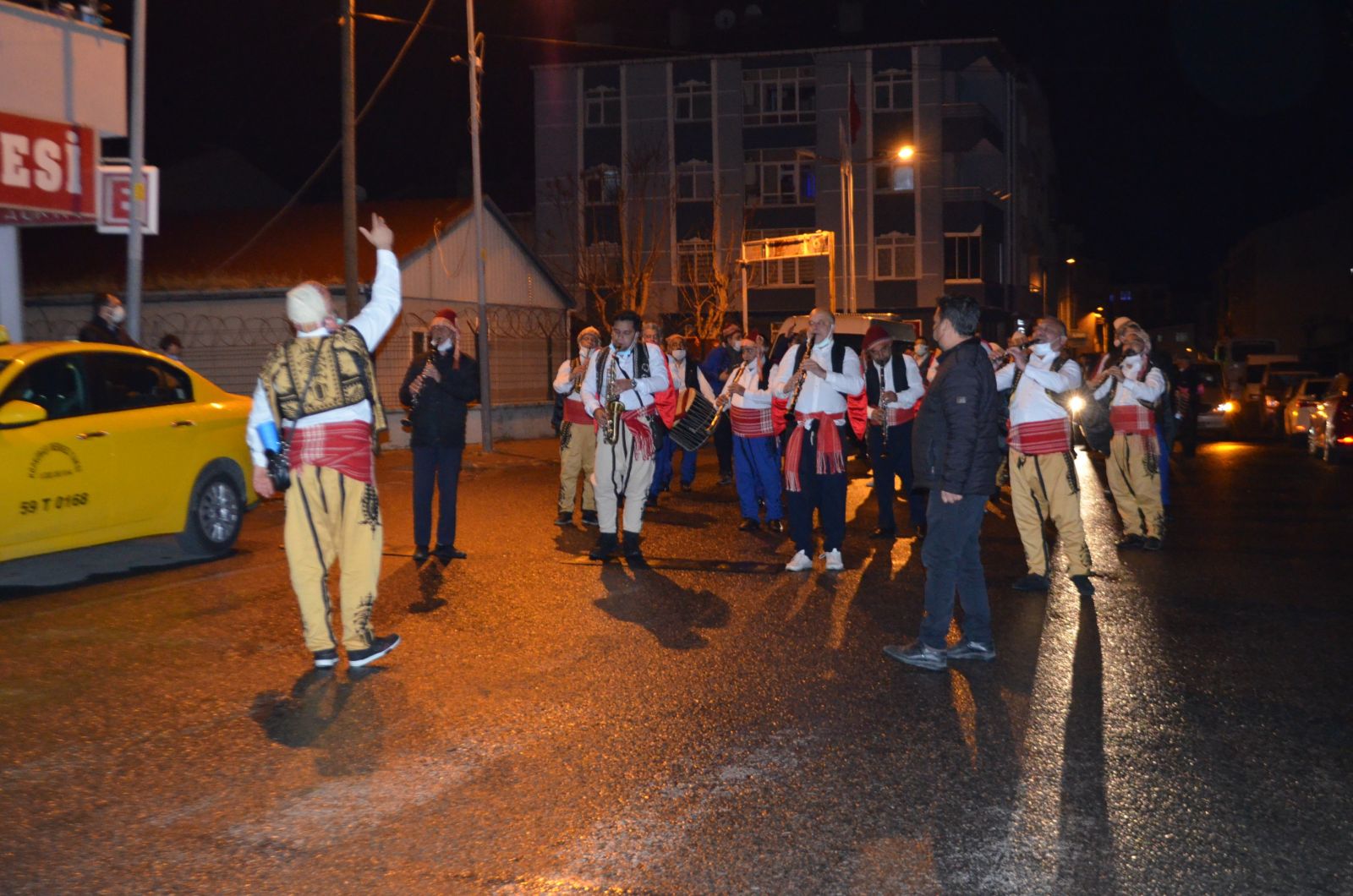 Tekirdağlılar sahura 120 kişilik bando ordusuyla uyanıyor