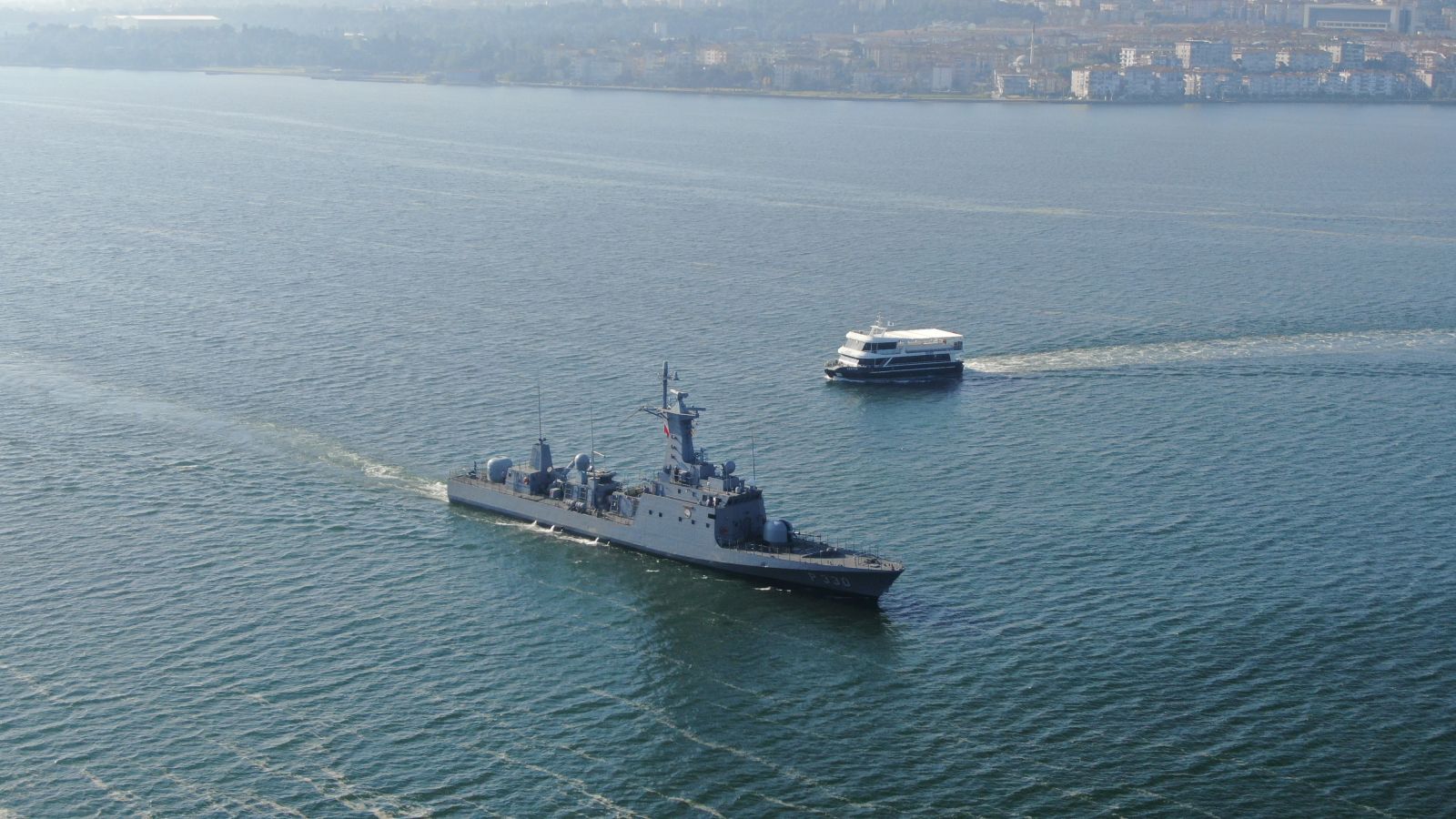 Dev tatbikat başladı, savaş gemileri birer birer denize açıldı Dev tatbikat başladı, savaş gemileri birer birer denize açıldı