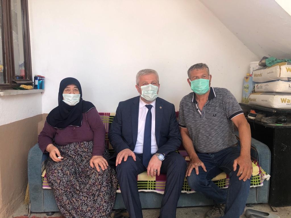 Mevsimlik tarım işçileri Covid'e karşı aşılanıyor