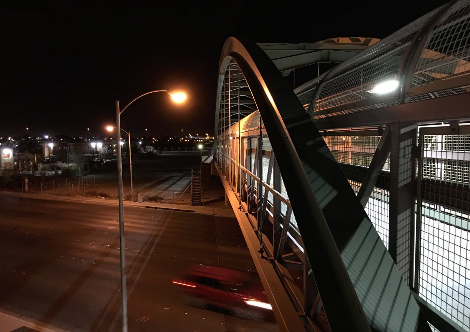 ABD’de çöken üst geçitte 4 kişi öldü