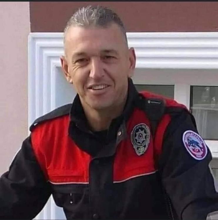 4,5 aylık hayat mücadelesini kaybeden polise veda