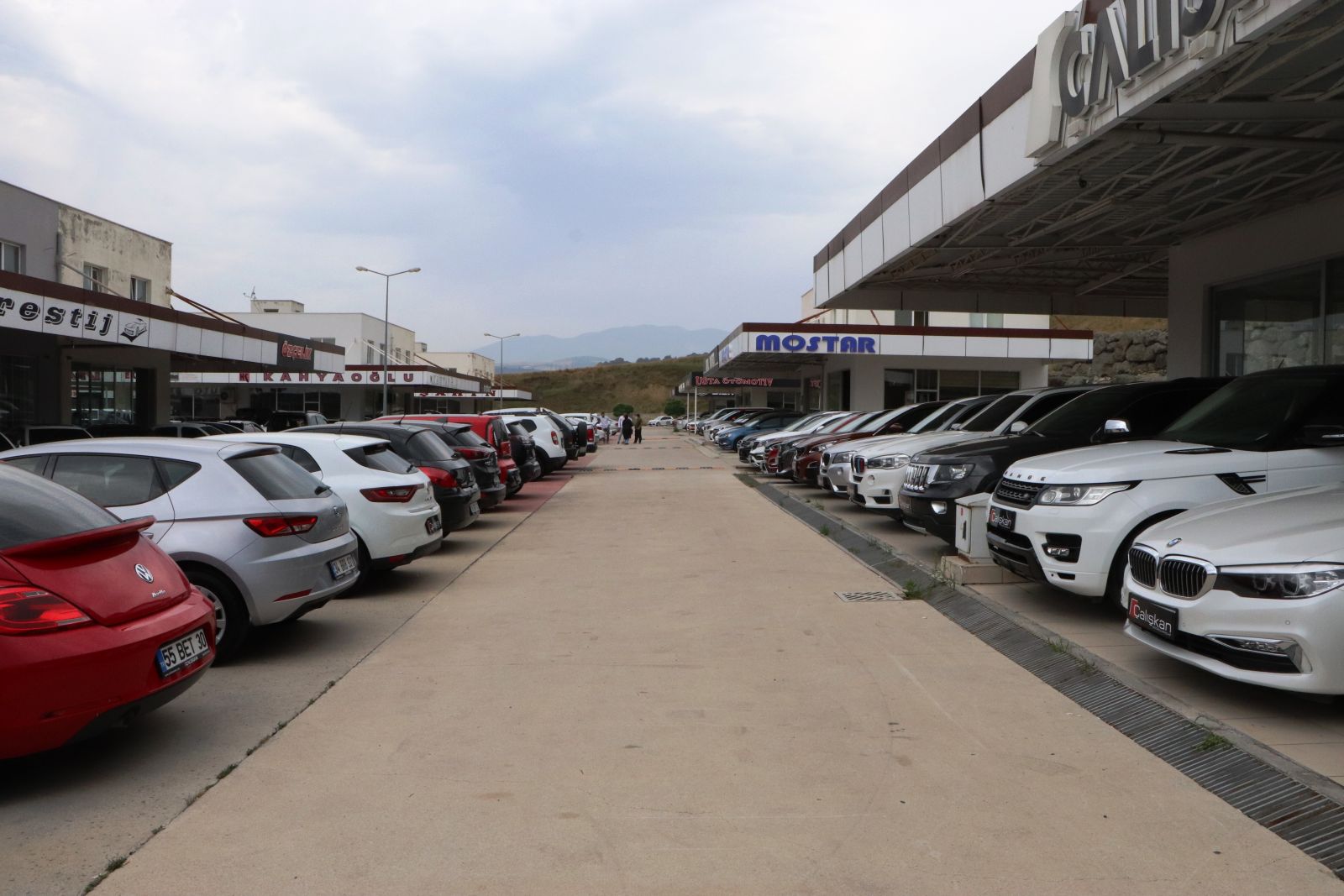 İkinci el araç piyasasında hareketlilik başladı İkinci el araç piyasasında hareketlilik başladı