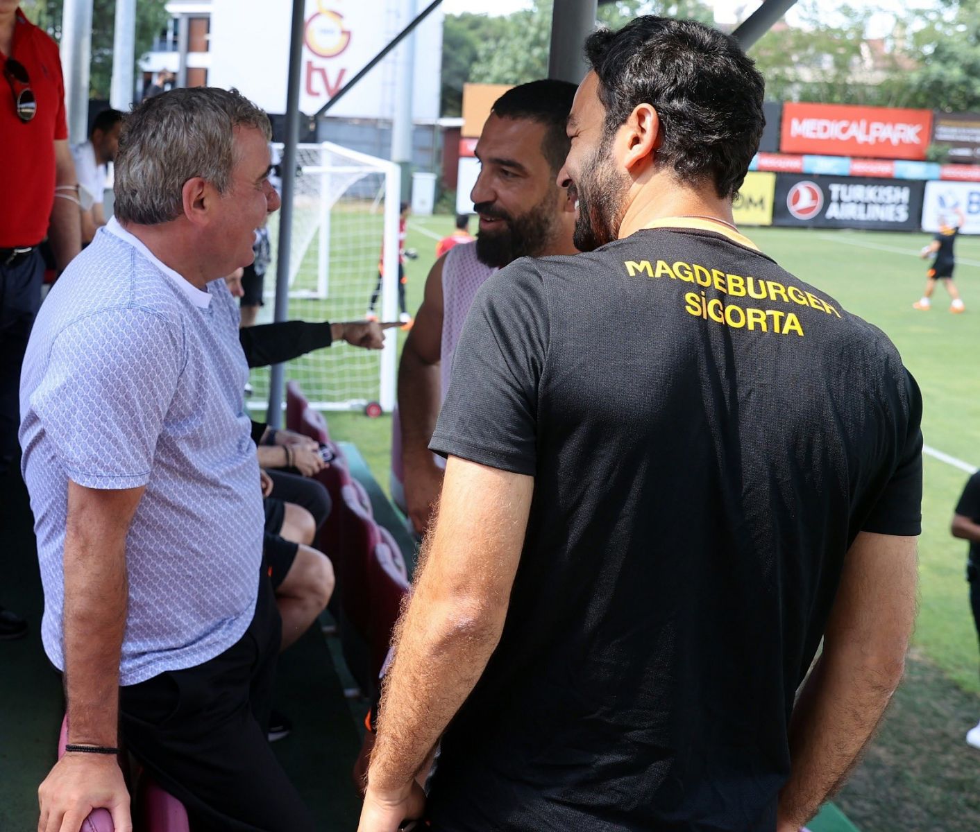 Hagi ve Popescu Galatasaray idmanında