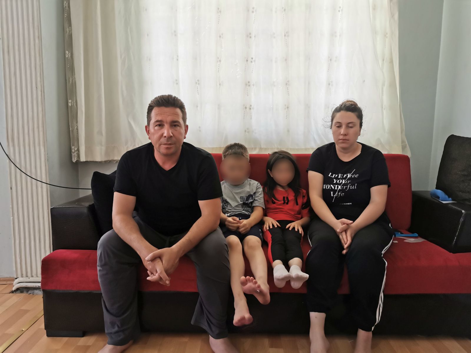 6 yaşındaki kıza sokak köpeği saldırdı 6 yaşındaki kıza sokak köpeği saldırdı