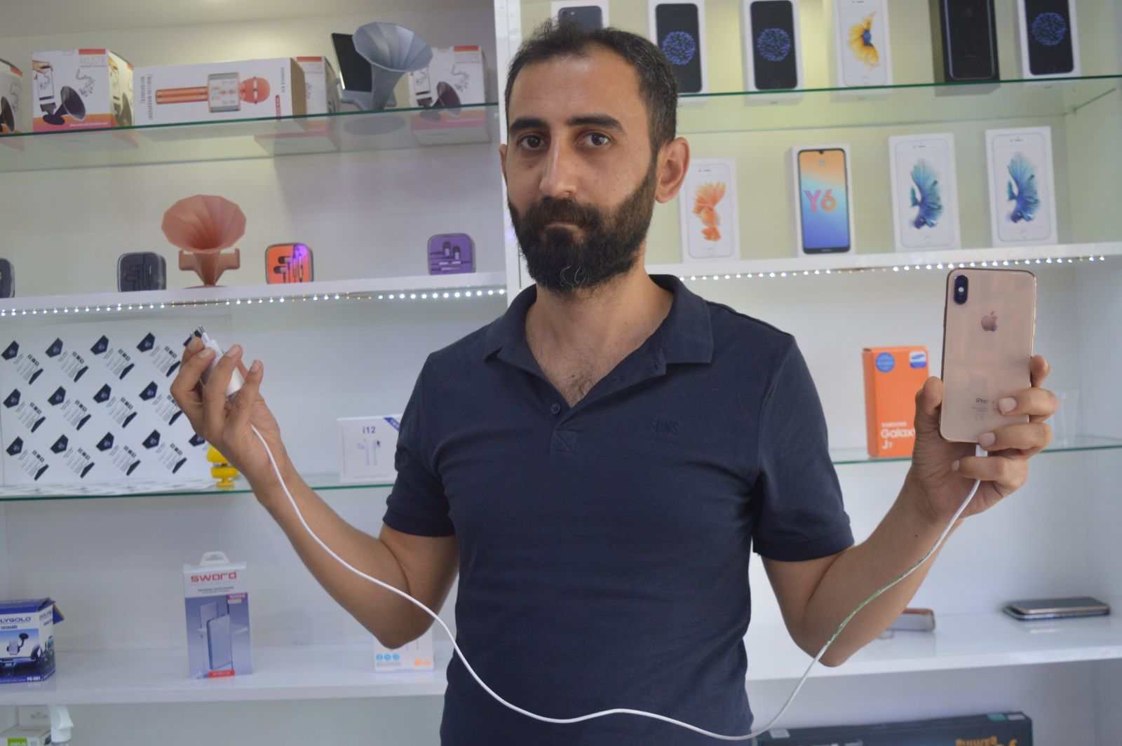 Telefonunuzu 'şarj düşük' uyarısı vermeden şarja takmayın uyarısı