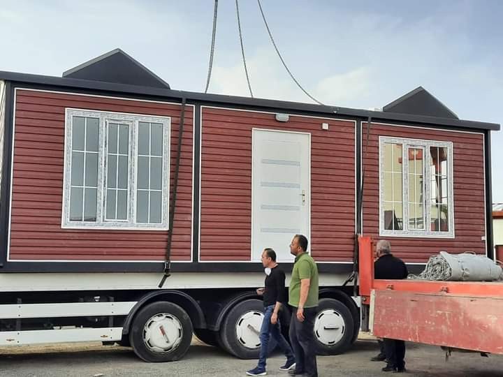 Bahçesine karavan almak istedi, hayatının şokunu yaşadı Bahçesine karavan almak istedi, hayatının şokunu yaşadı