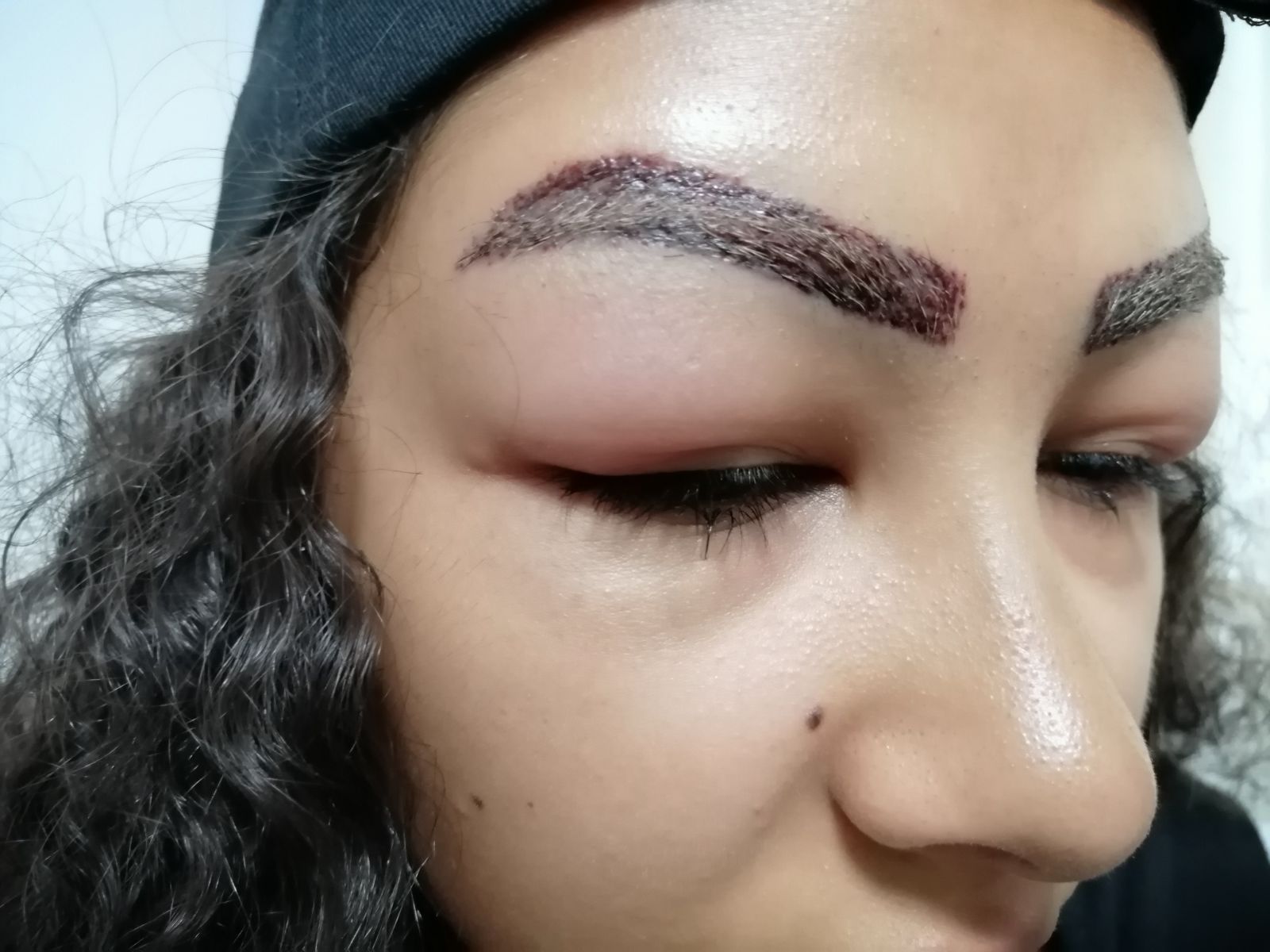 Reklam yüzü olmak için gitti, yüzünden oldu