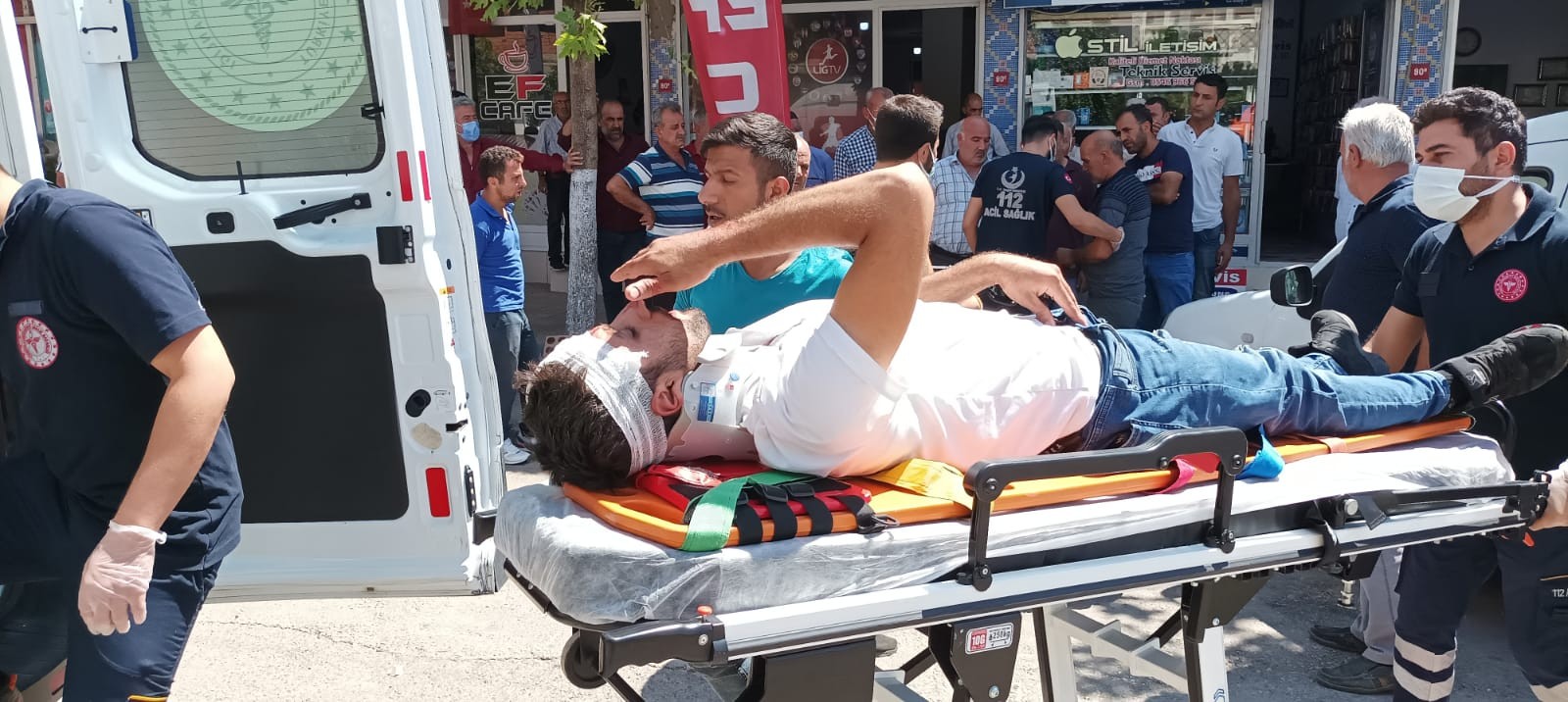 Adıyaman’da motosiklet yayaya çarptı! Adıyaman’da motosiklet yayaya çarptı!
