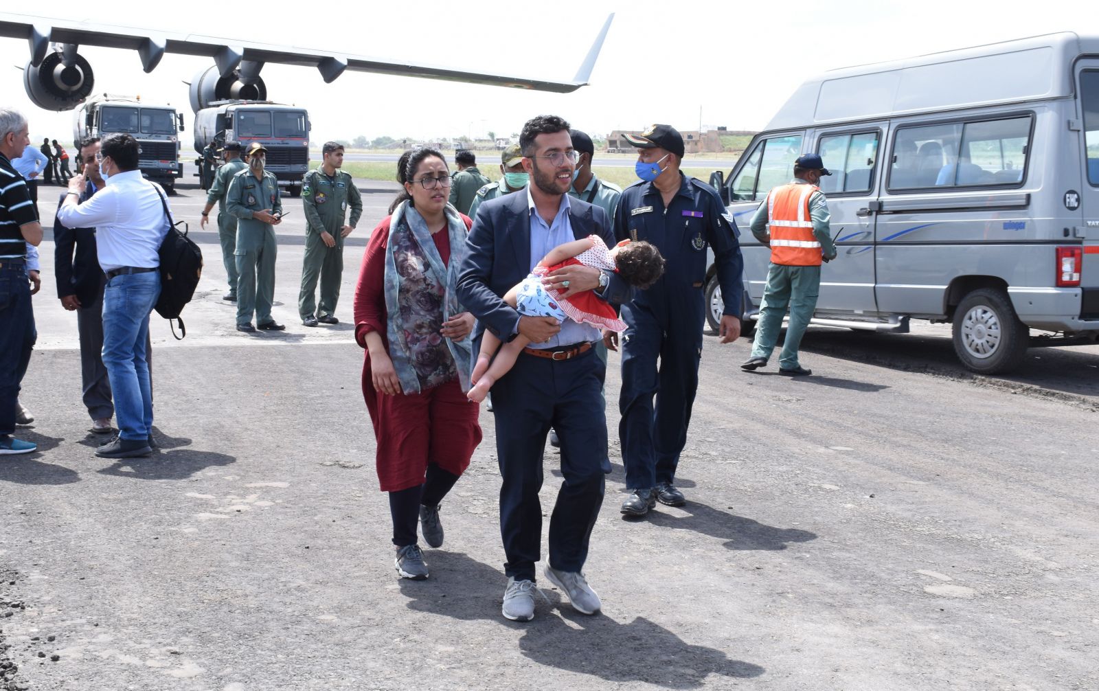 Hindistan’dan Afganistan hamlesi! Tüm diplomatlarını tahliye etti