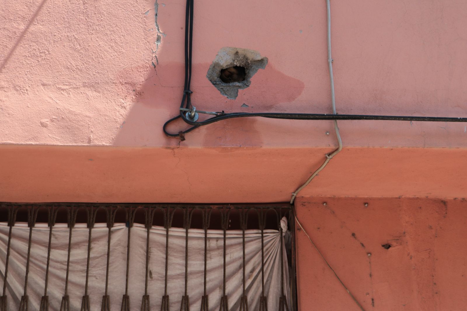 90 yaşındaki kadının öldüğünü evden su aktığını gören kiracısı fark etti