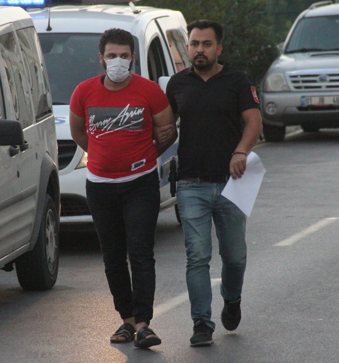 DEAŞ’lı teröristin cep telefonundan canlı bomba yeleği yapımı videoları çıktı