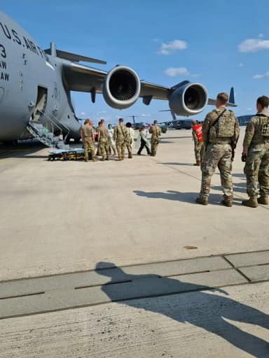 Afganistan’dan tahliye edilen hamile kadın uçakta doğum yaptı