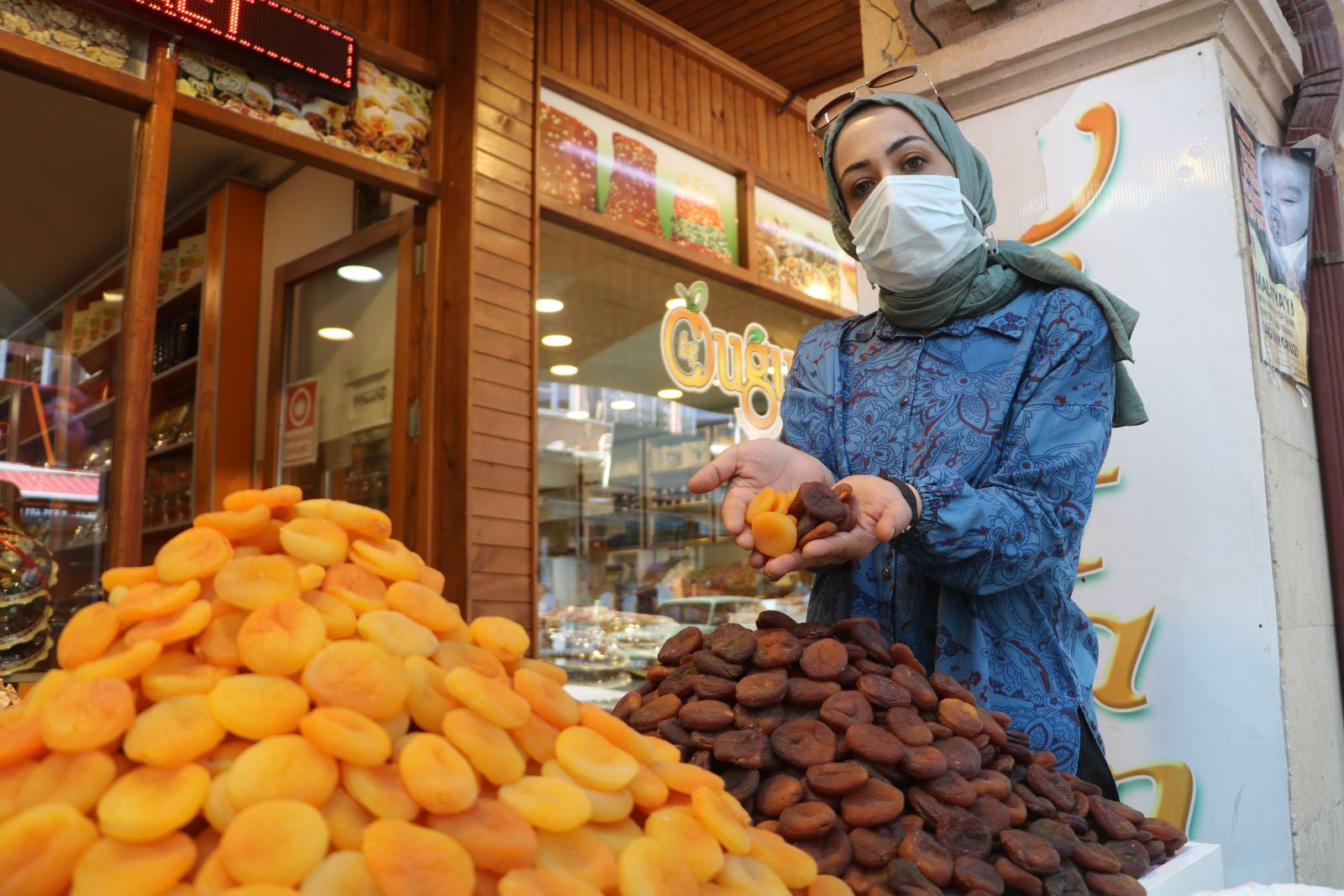 Malatyalılardan tartışmalara tepki: “Kayısı bizim”