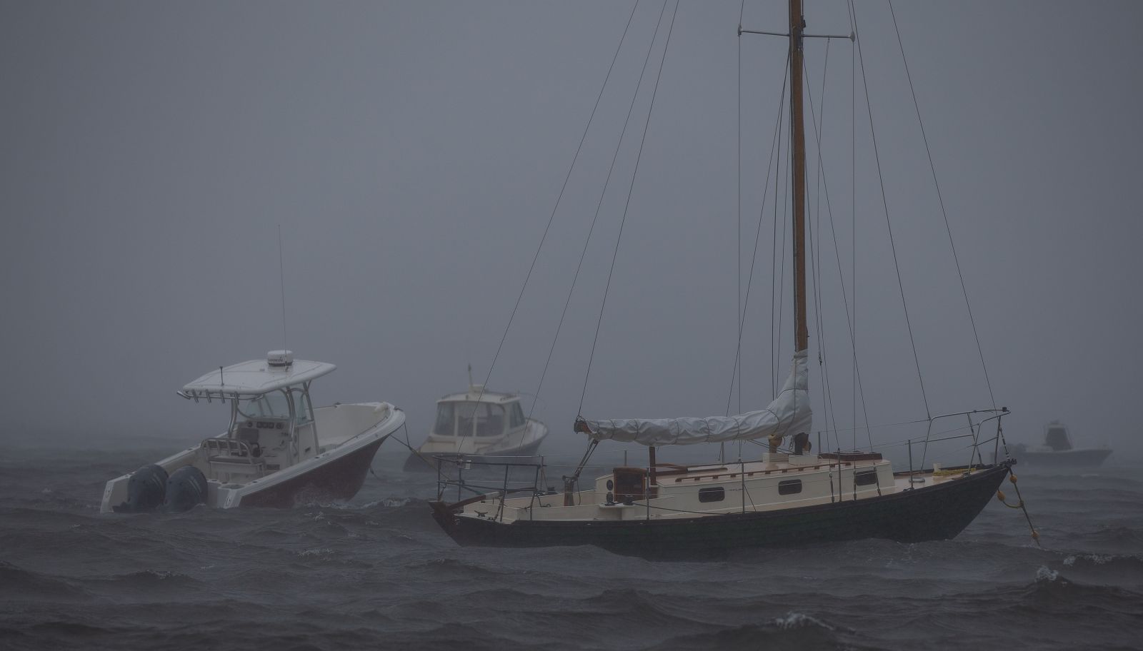 ABD'de kasırga alarmı! 140 bin hane elektriksiz kaldı