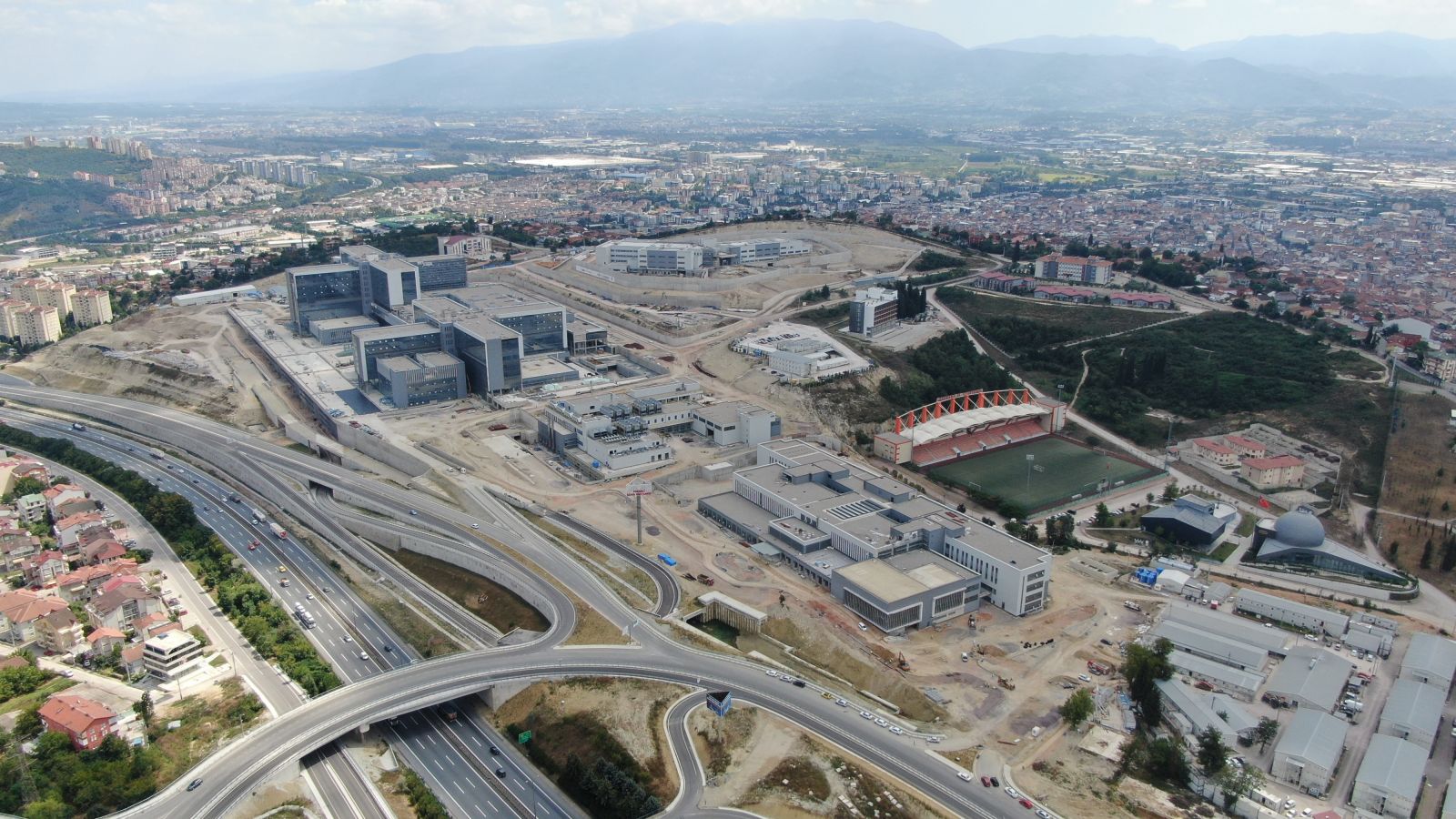Kocaeli Şehir Hastanesi’nde sona gelindi Kocaeli Şehir Hastanesi’nde sona gelindi