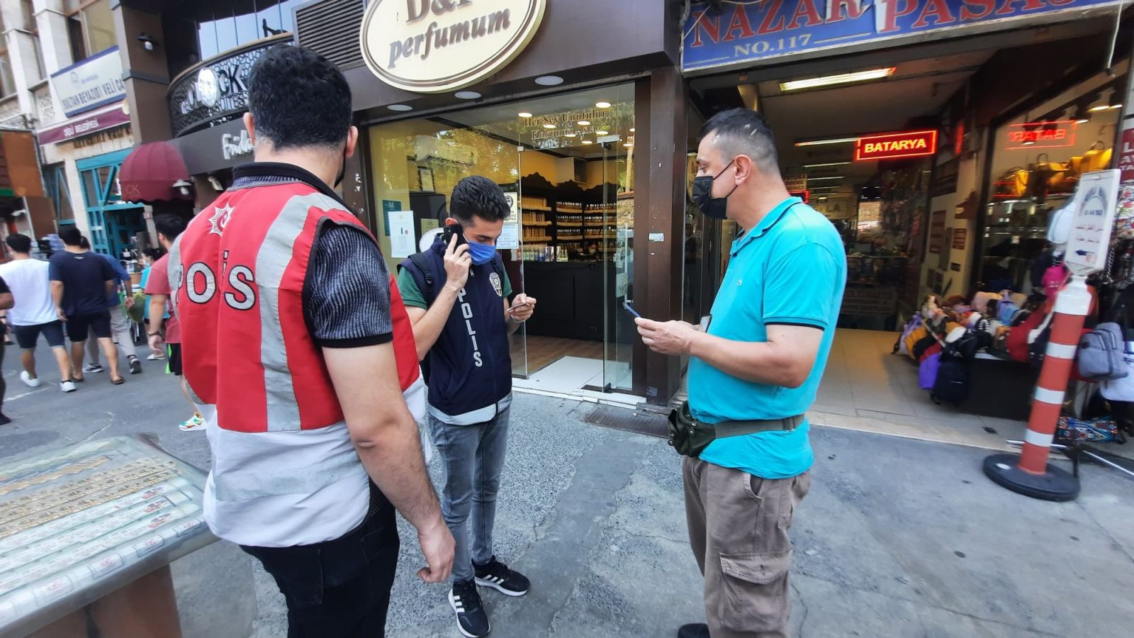 Şişli’de dev asayiş uygulaması! Tüm sokaklar arandı