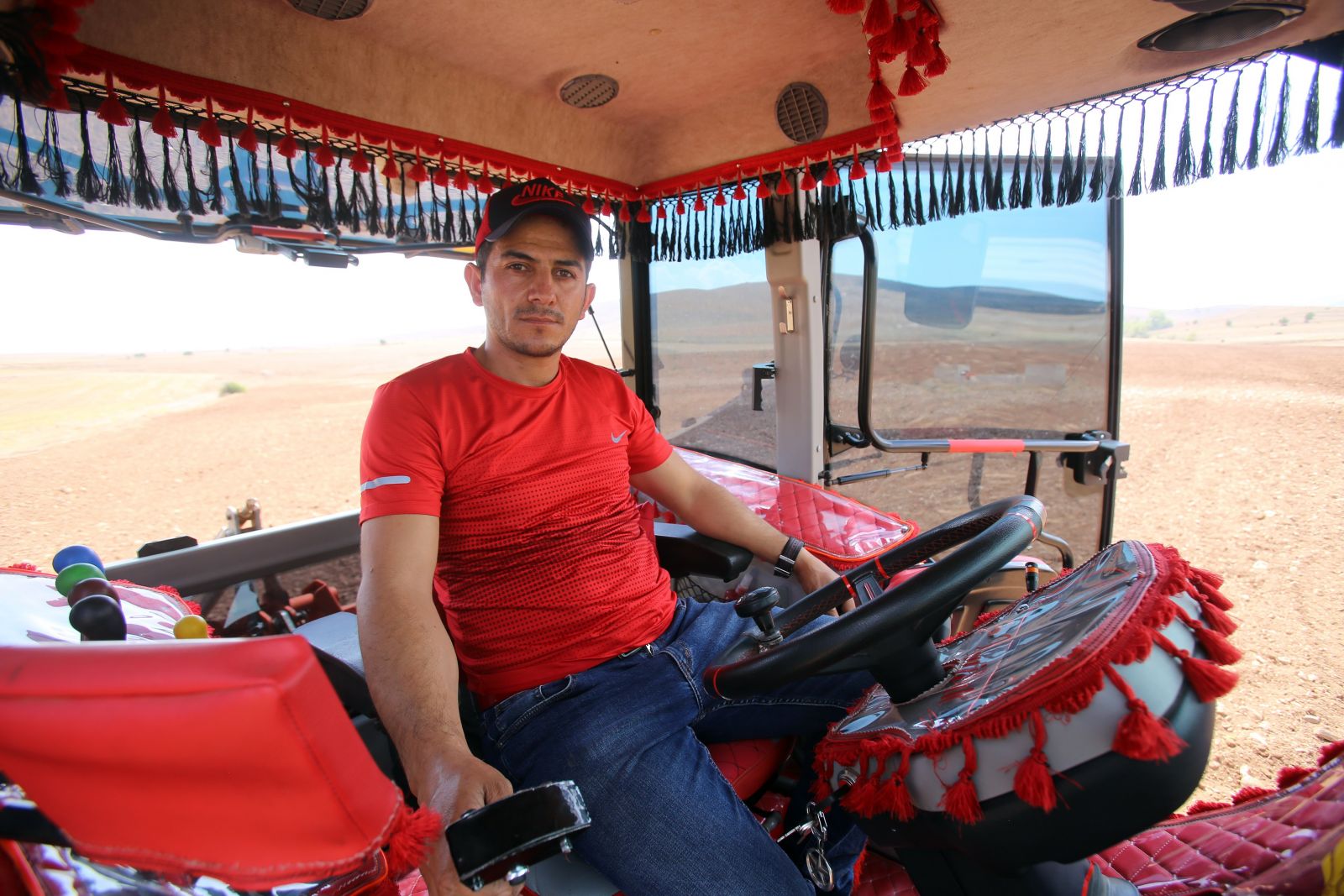 Türkiye'de ilk ve tek! Bu traktör diğerlerinden çok farklı