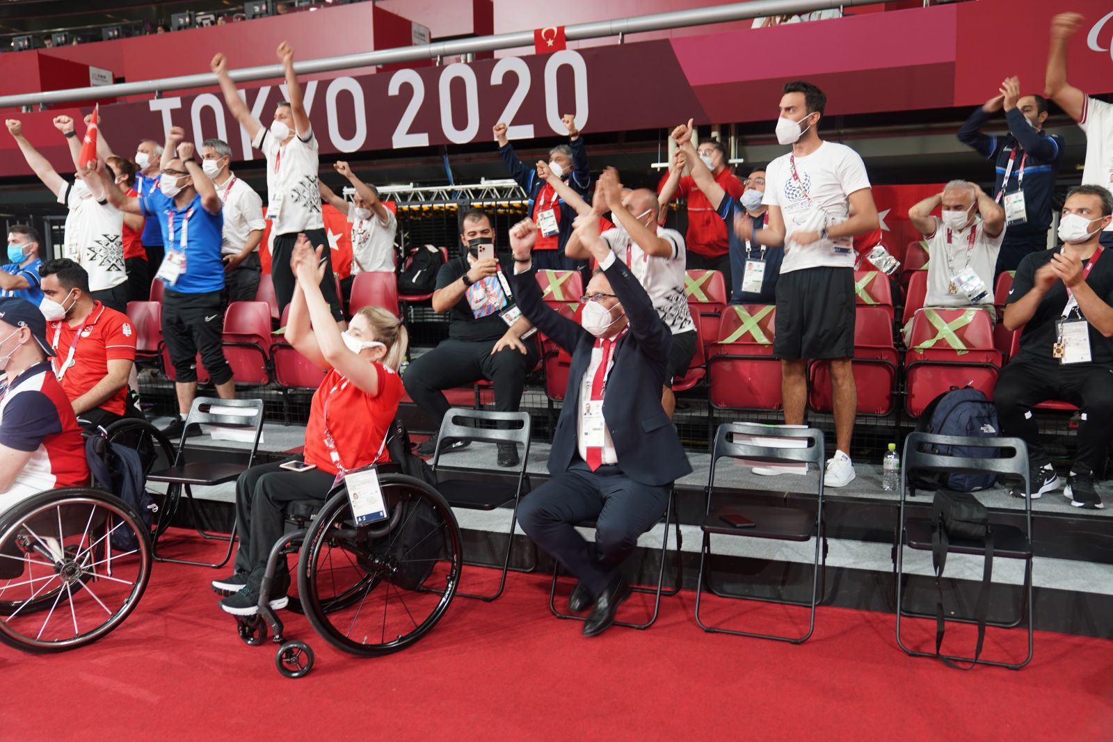 Tokyo Paralimpik Oyunları'nda Abdullah Öztürk'ten altın madalya Tokyo Paralimpik Oyunları'nda Abdullah Öztürk'ten altın madalya