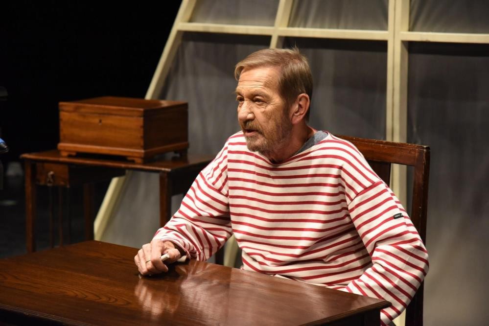 Ferhan Şensoy hayatını kaybetti