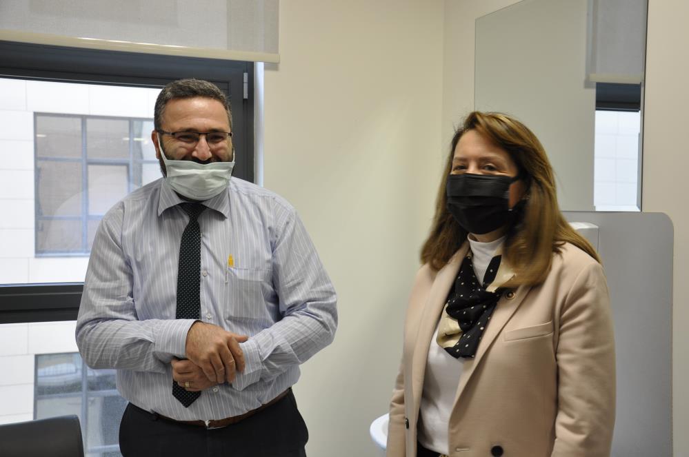 İlk gönüllü yerli aşıyı oldu! 'Özellikle gönüllü olmak için bekledim'