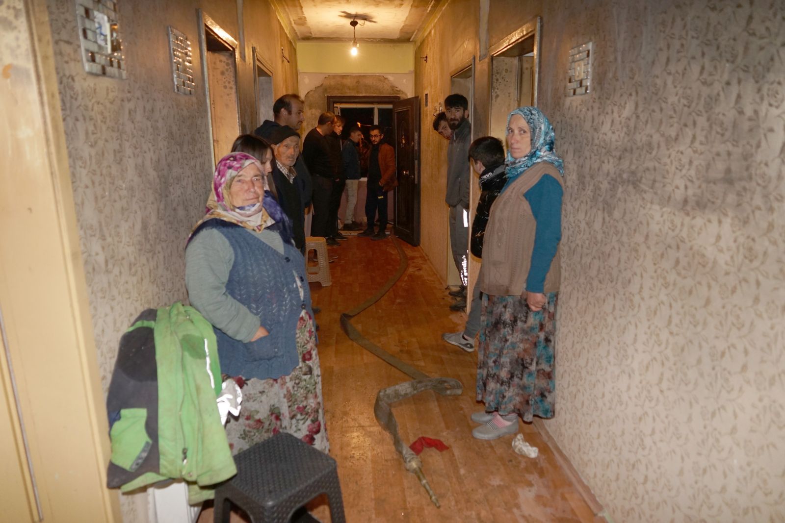 Bu evin gizemi çözülemiyor! Her gün yangın çıkıyor Bu evin gizemi çözülemiyor! Her gün yangın çıkıyor
