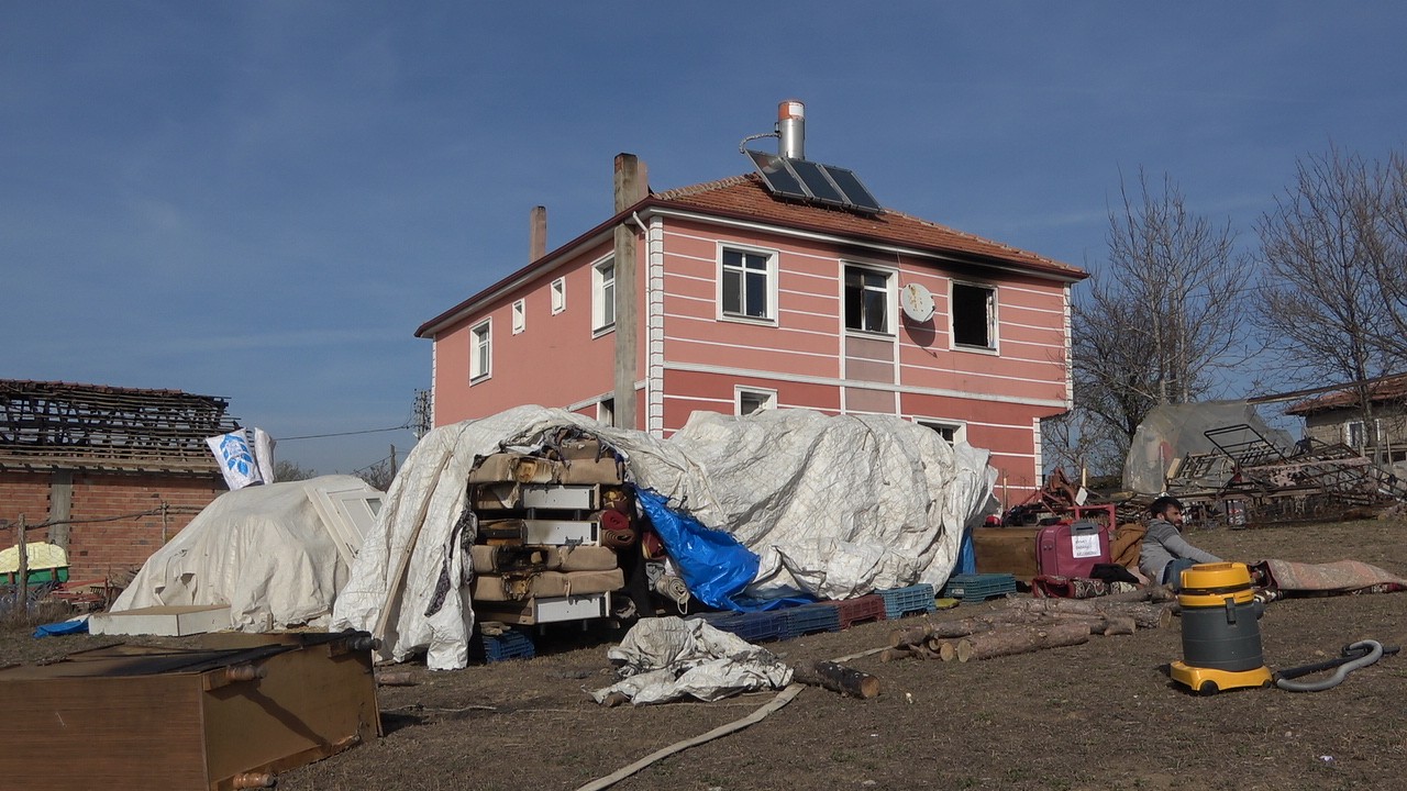 16 günde 17 kez yanan evin gizemi çözüldü 16 günde 17 kez yanan evin gizemi çözüldü