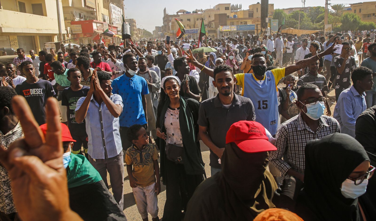 Sudan’daki darbe karşıtı protestolarda can kaybı 15'e yükseldi Sudan’daki darbe karşıtı protestolarda can kaybı 15'e yükseldi