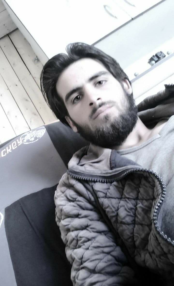 Kaza yapan arkadaşına yardıma gitti: Traktörün altında kalarak hayatını kaybetti