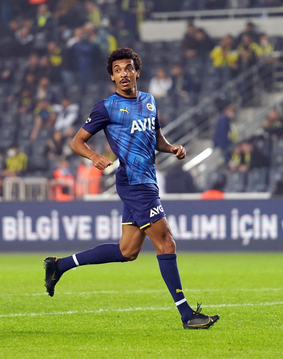 Fenerbahçe, Çaykur Rizespor'u 4-0 yendi