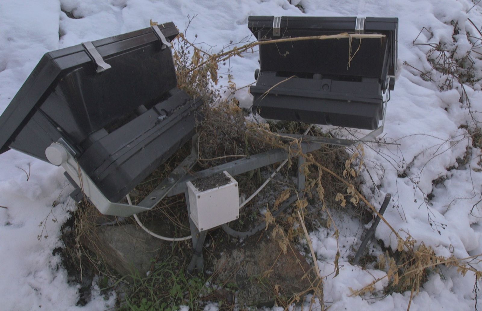 Hırsızlar bunu da yaptı! Kütahya Kalesi'ni soydular