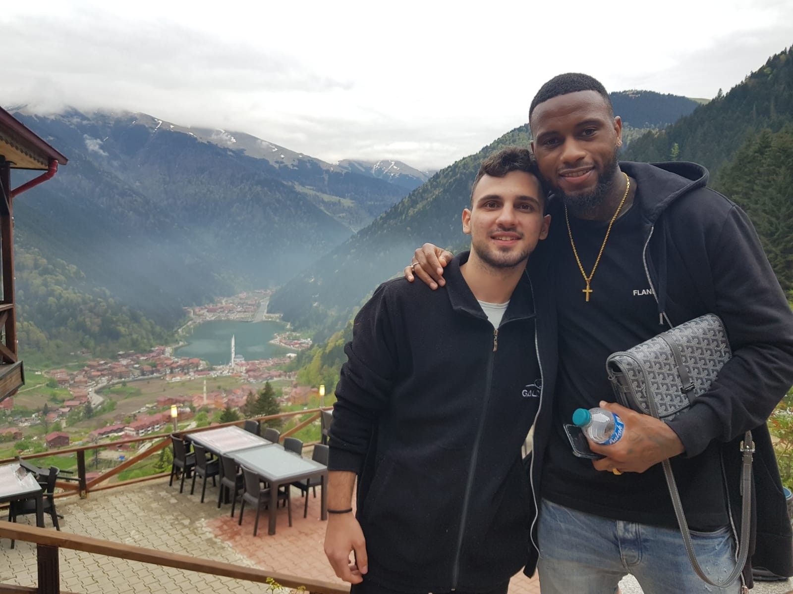 Stefano Denswil sezonu kapattı... Trabzonspor'dan sağlık bilgilendirmesi