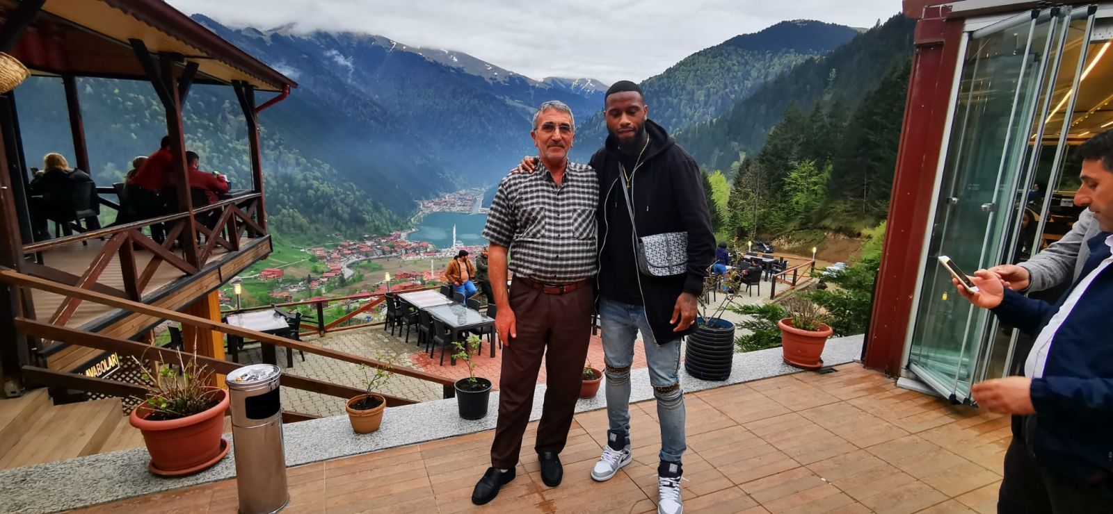 Stefano Denswil sezonu kapattı... Trabzonspor'dan sağlık bilgilendirmesi