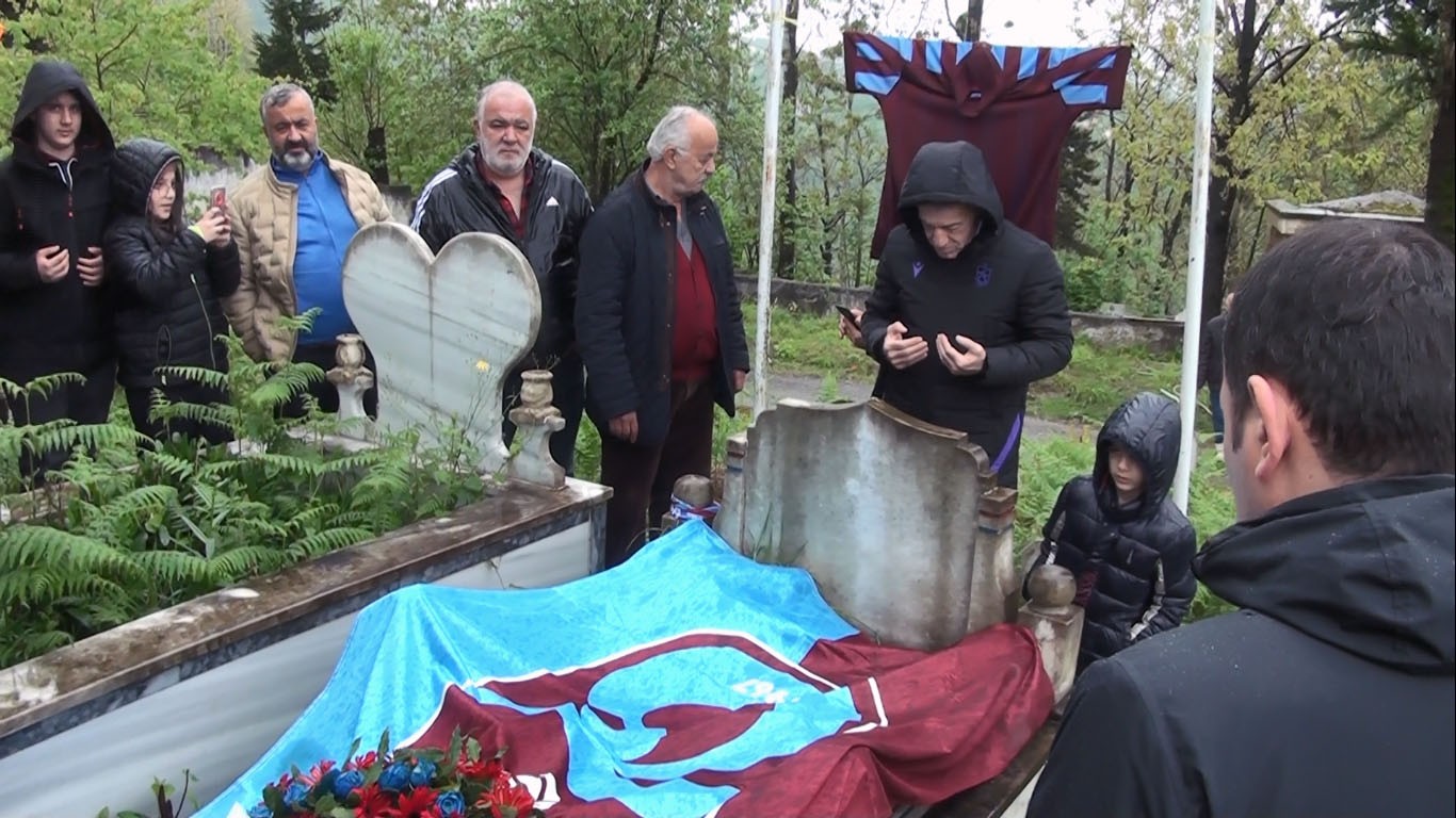 Trabzonspor'dan vefa... 1996 yılında kaçan şampiyonluk sonrası intihar etmişti!