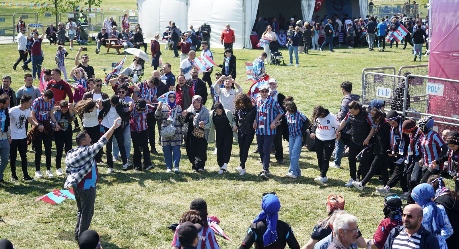 Trabzonspor şampiyonluğu Yenikapı'da kutluyor