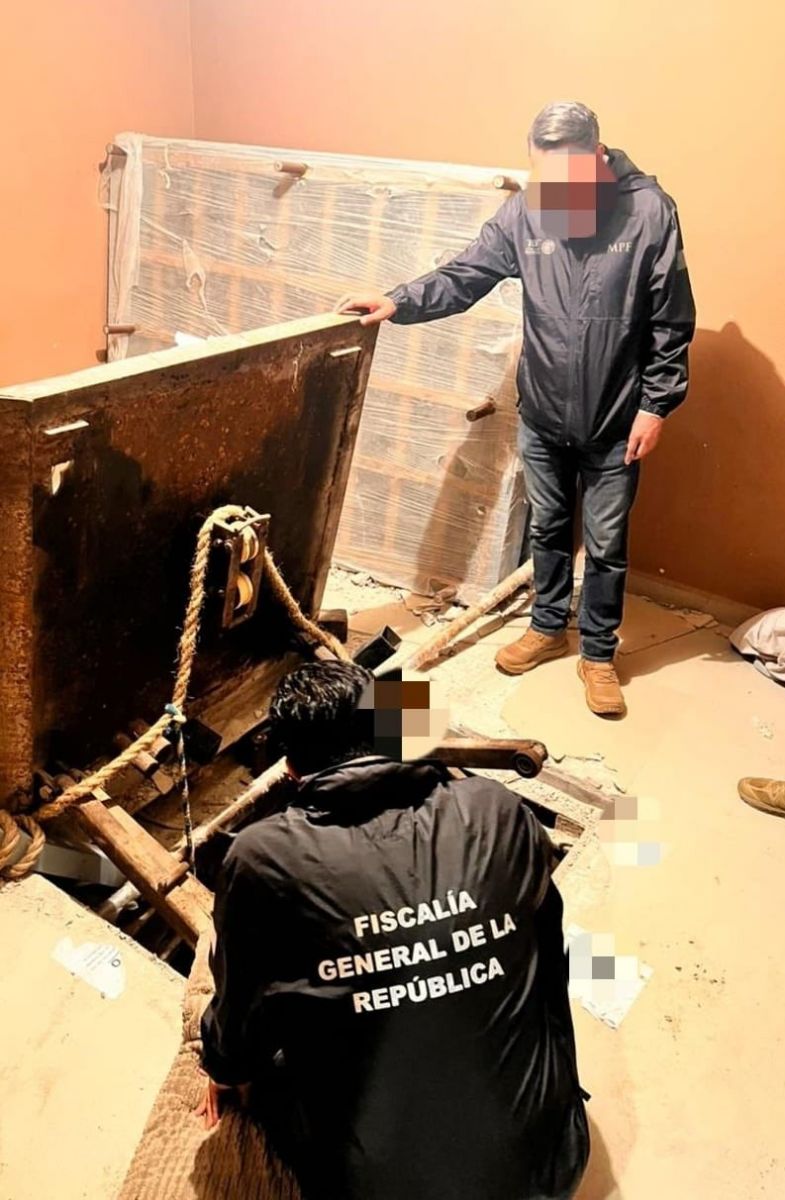 ABD-Meksika sınırında 242 metrelik 'narko-tünel' bulundu ABD-Meksika sınırında 242 metrelik 'narko-tünel' bulundu