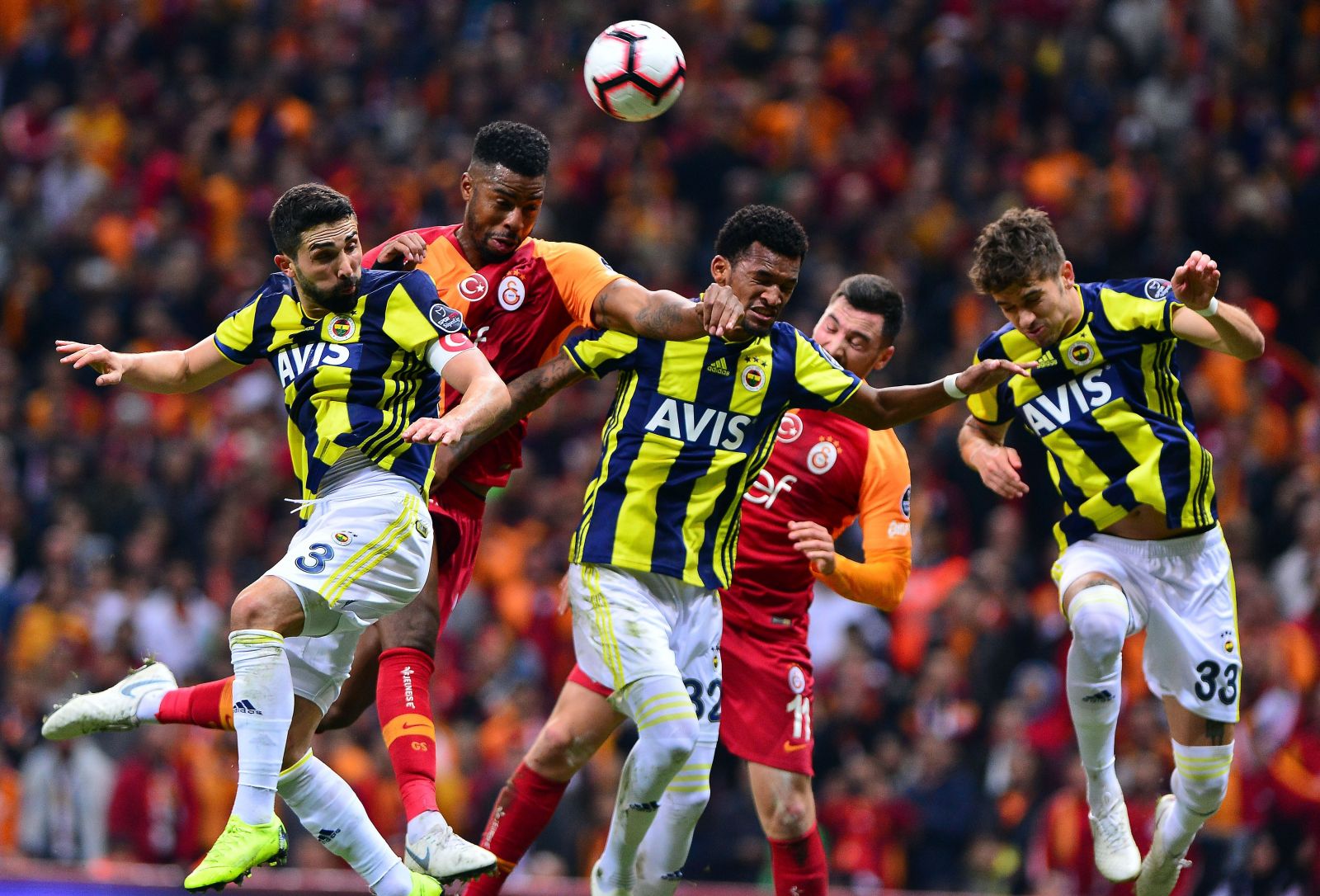 Dev derbide kazanan çıkmadı! (Fenerbahçe 1-1 Galatasaray)